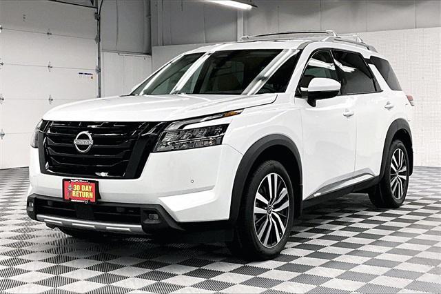 new 2025 Nissan Pathfinder car, priced at $57,295