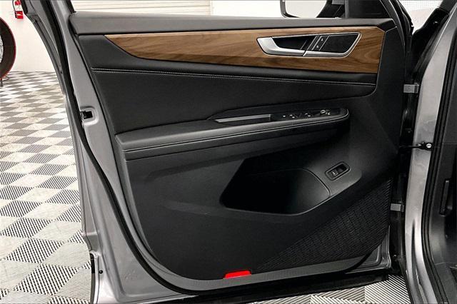 used 2024 Volkswagen Atlas car, priced at $36,431