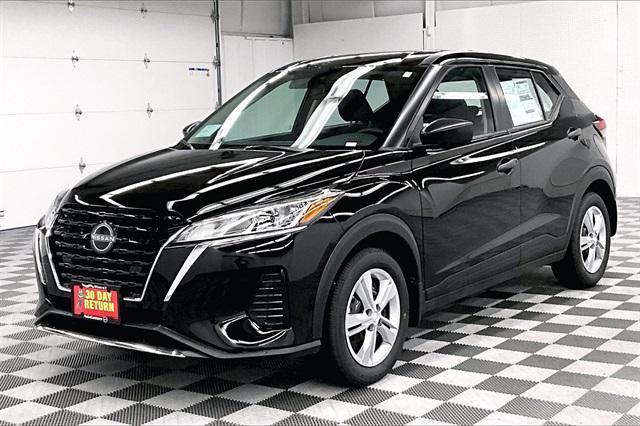 new 2025 Nissan Kicks car, priced at $21,857