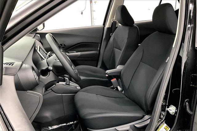 new 2025 Nissan Kicks car, priced at $21,857