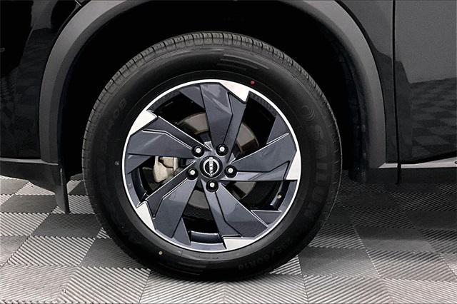 used 2024 Nissan Rogue car, priced at $21,434