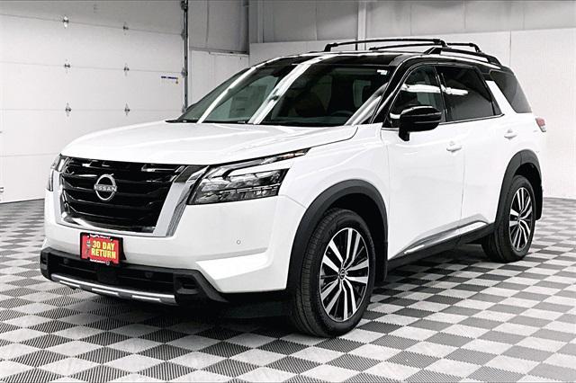 new 2025 Nissan Pathfinder car, priced at $48,998