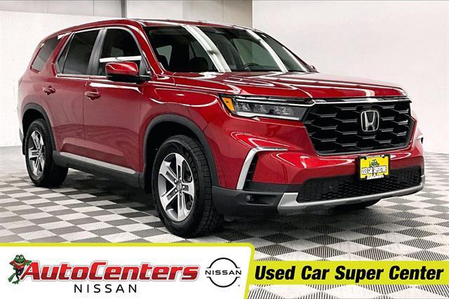 used 2025 Honda Pilot car, priced at $38,015