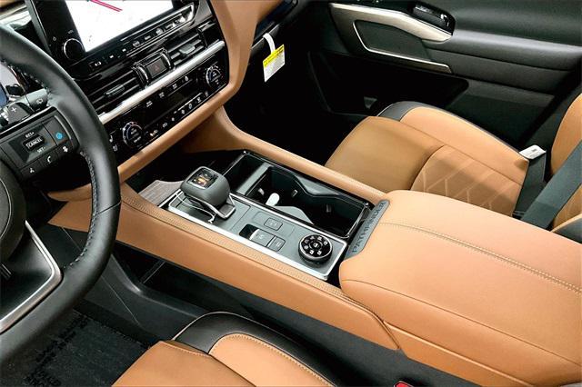 new 2025 Nissan Pathfinder car, priced at $52,141