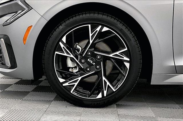 used 2025 Kia K5 car, priced at $29,998
