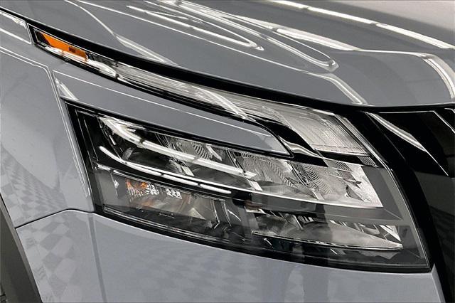 new 2025 Nissan Pathfinder car, priced at $43,248