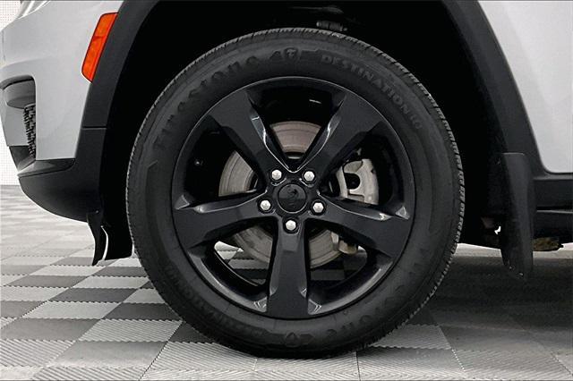 used 2023 Jeep Grand Cherokee L car, priced at $32,616