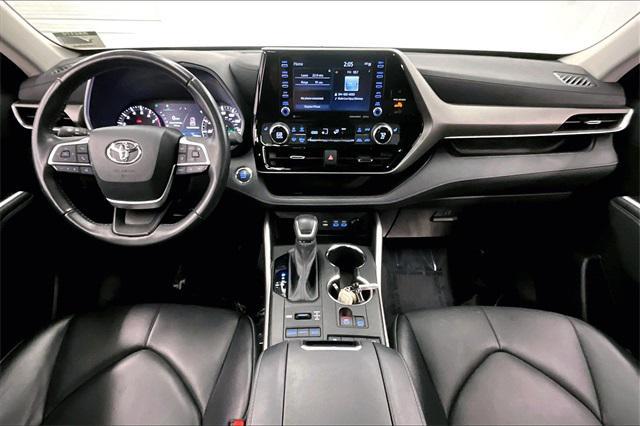 used 2022 Toyota Highlander car, priced at $31,783