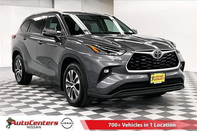 used 2022 Toyota Highlander car, priced at $31,783