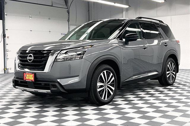 new 2024 Nissan Pathfinder car, priced at $43,700