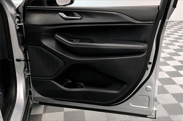 used 2024 Jeep Grand Cherokee L car, priced at $29,218