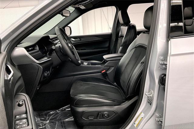 used 2024 Jeep Grand Cherokee L car, priced at $29,218