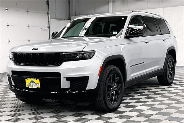 used 2024 Jeep Grand Cherokee L car, priced at $29,218