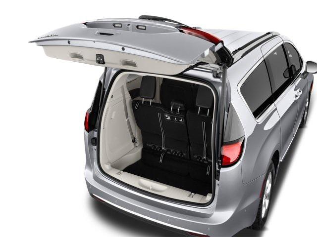 used 2017 Chrysler Pacifica car, priced at $14,995