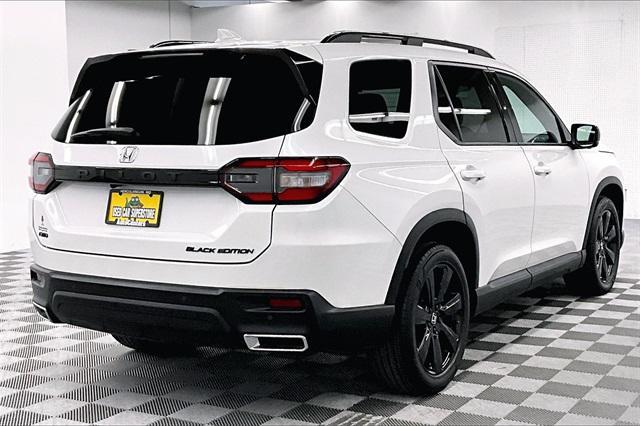 used 2025 Honda Pilot car, priced at $52,315