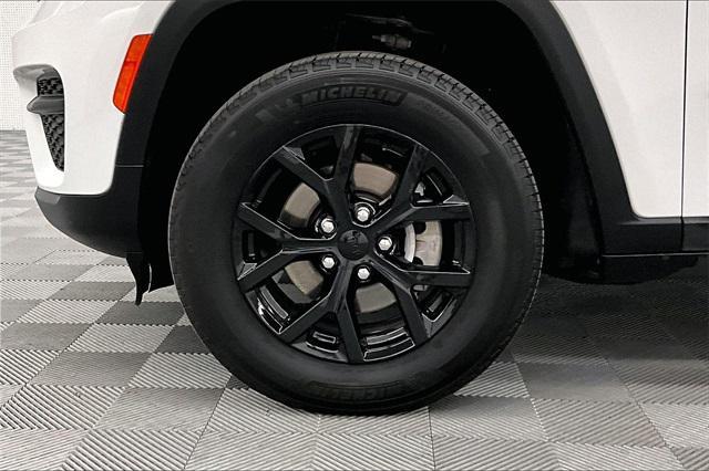 used 2024 Jeep Grand Cherokee car, priced at $34,598