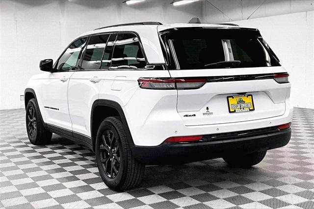 used 2024 Jeep Grand Cherokee car, priced at $34,598