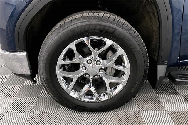 used 2021 GMC Sierra 1500 car, priced at $41,075
