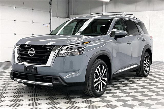 new 2025 Nissan Pathfinder car, priced at $50,141