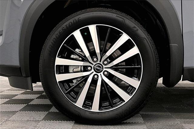 new 2025 Nissan Pathfinder car, priced at $51,141