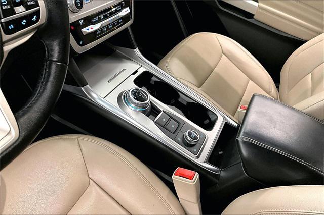 used 2021 Ford Explorer car