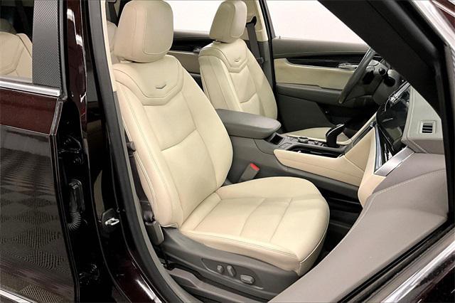 used 2021 Cadillac XT6 car, priced at $28,502
