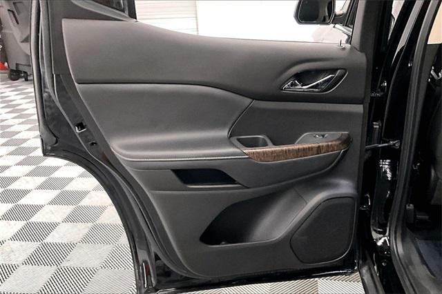 used 2021 GMC Acadia car, priced at $29,998