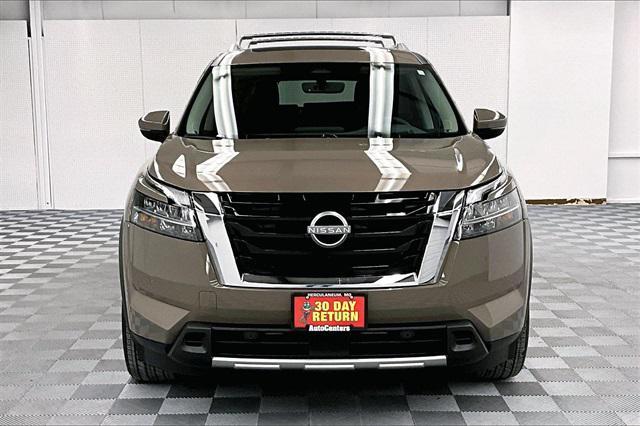 new 2024 Nissan Pathfinder car, priced at $44,238