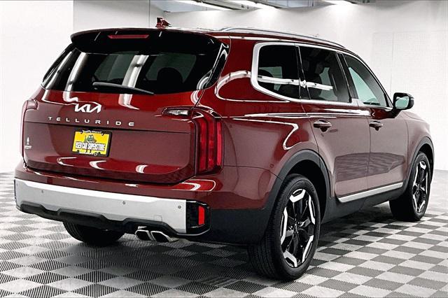 used 2024 Kia Telluride car, priced at $36,104