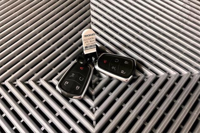 used 2022 Cadillac XT5 car, priced at $33,993