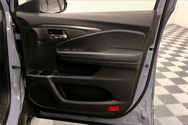 used 2022 Honda Pilot car, priced at $28,940