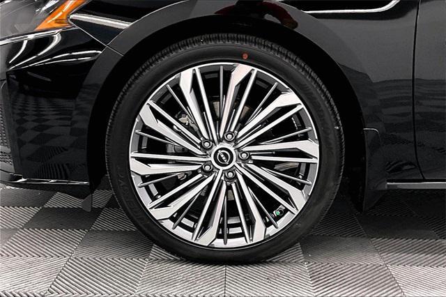 new 2025 Nissan Altima car, priced at $32,245