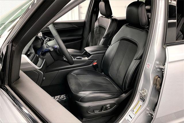 used 2024 Jeep Grand Cherokee L car, priced at $32,998