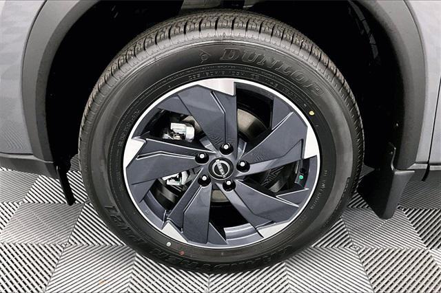 new 2025 Nissan Rogue car, priced at $33,268