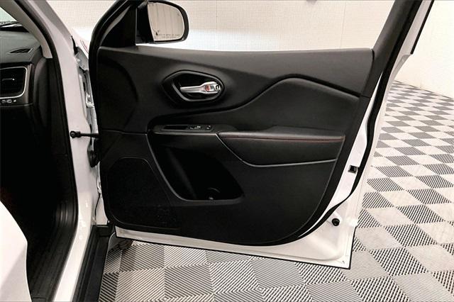 used 2022 Jeep Cherokee car, priced at $27,502
