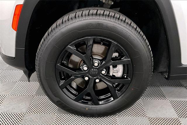 used 2024 Jeep Grand Cherokee L car, priced at $29,998