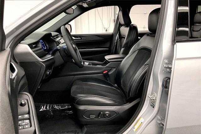 used 2024 Jeep Grand Cherokee L car, priced at $29,998