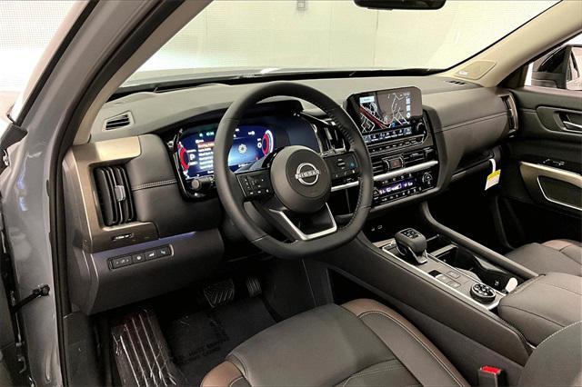 new 2024 Nissan Pathfinder car, priced at $47,626