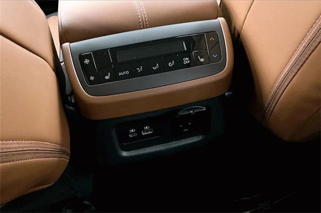 new 2025 Nissan Pathfinder car, priced at $50,187