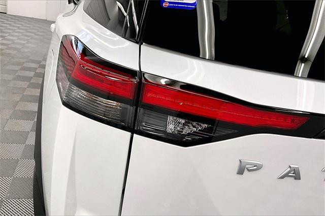 new 2025 Nissan Pathfinder car, priced at $50,187