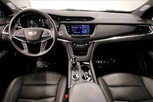 used 2023 Cadillac XT5 car, priced at $32,998