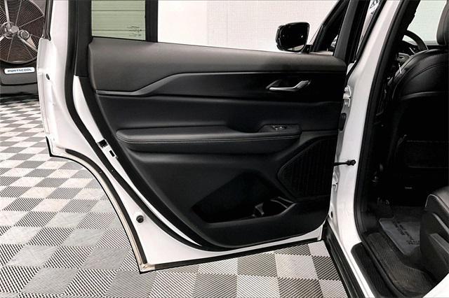 used 2024 Jeep Grand Cherokee L car, priced at $27,998