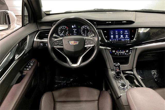 used 2023 Cadillac XT6 car, priced at $38,271