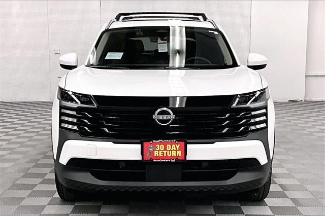 new 2025 Nissan Kicks car, priced at $31,009