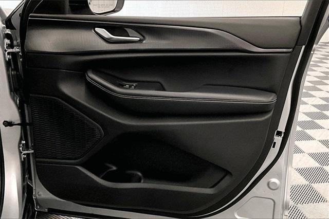 used 2023 Jeep Grand Cherokee car, priced at $30,782