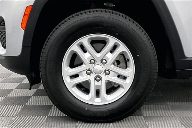 used 2023 Jeep Grand Cherokee car, priced at $30,782