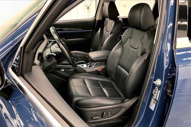 used 2024 Kia Telluride car, priced at $44,389