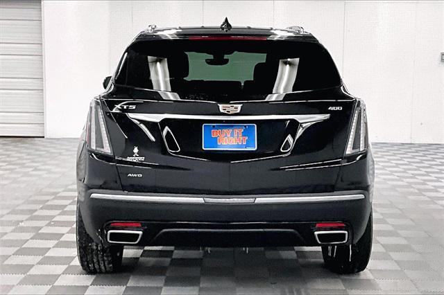 used 2022 Cadillac XT5 car, priced at $30,720