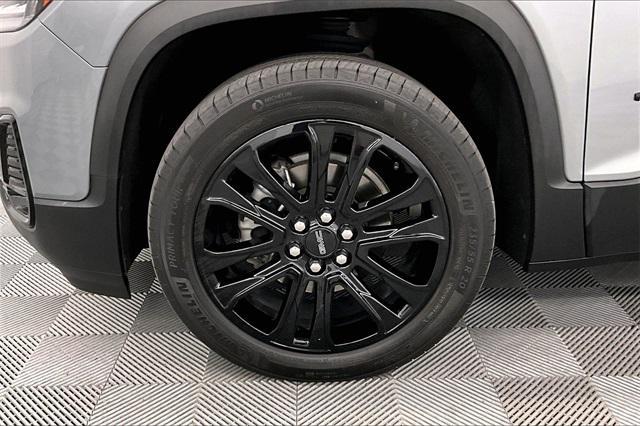 used 2023 GMC Acadia car, priced at $32,174