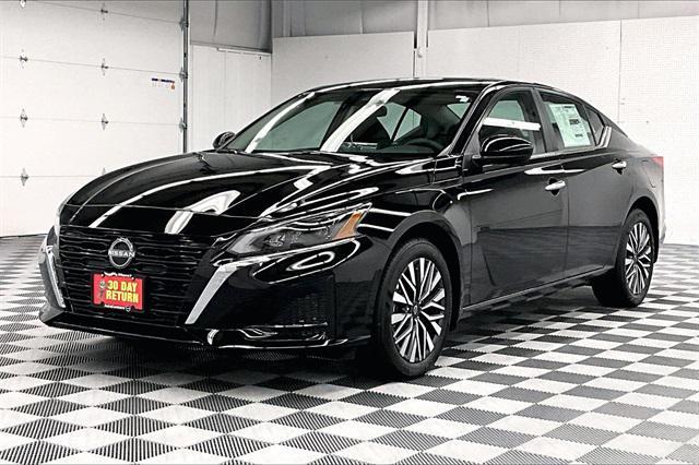 new 2025 Nissan Altima car, priced at $29,900